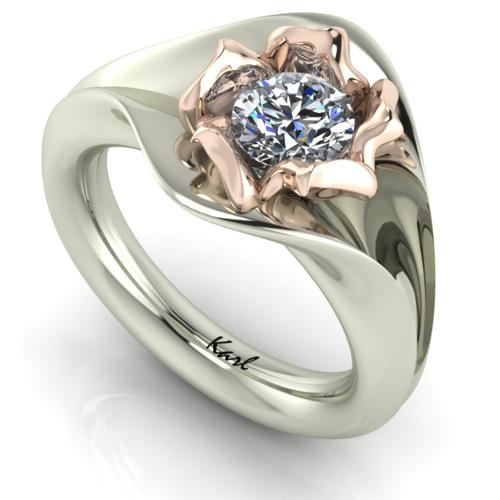 Flower shaped diamond ring